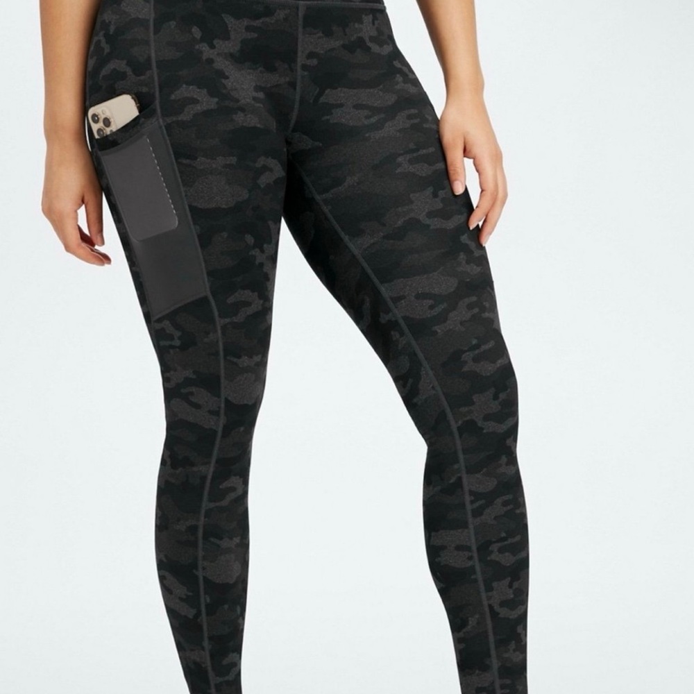 Black Camouflage Fabletics Leggings with Pocket